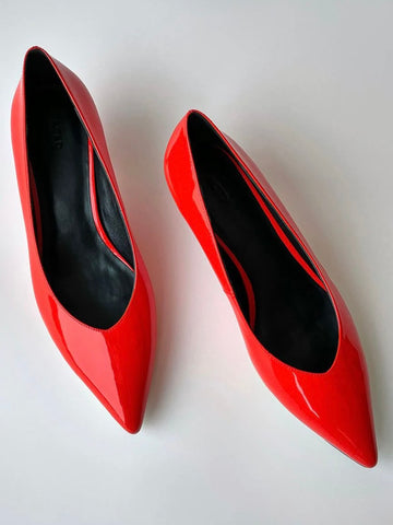 DESIGNERS WOMAN LEATHER KEATON HILL SHOES IN RED